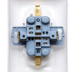 Подвійна розетка Kontakt Simon Simon 10 CGSZ2/11 із заземленням Schuko (білий)