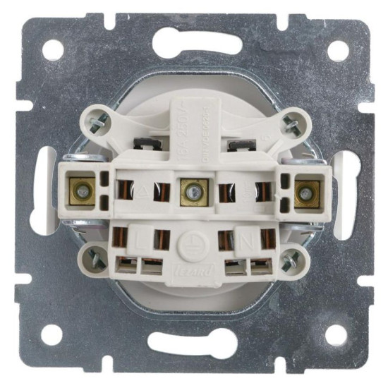 Розетка Lezard Rain (703-0288-124B) із захисними шторками дітей із з/к ПБТ (біла)