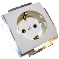 Розетка ABB Basic 55 20 EUC-94-507 із заземленням (альпійський білий)