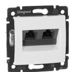 Механізм розетки комп'ютерної 2xRJ-45 FTP Cat.6 Valena без захватів білий