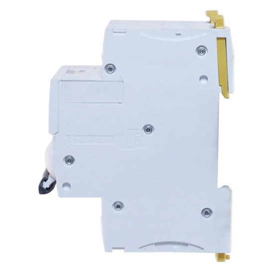 Автоматичний вимикач Schneider Electric iC60N 3P 4A C