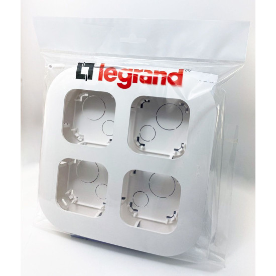 Рамка на 4 посади Legrand Forix біла