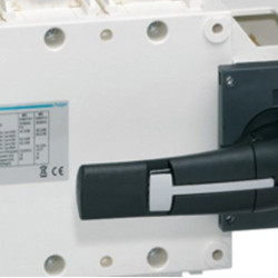 Перемикач Hager HI458 до 2х300мм2