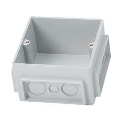 Пластикова коробка для підлоги Legrand 650390