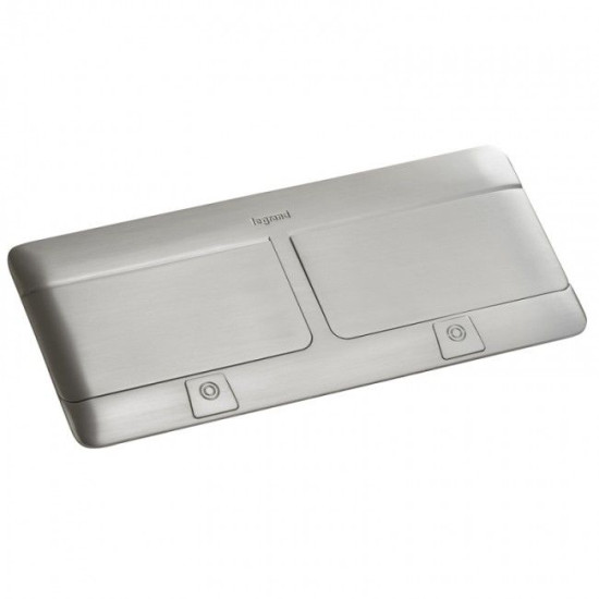 Лючок із висувним блоком розеток Legrand 654003 2х4М з монтажним комплектом
