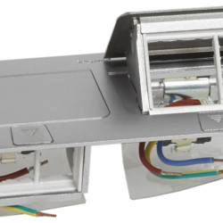 Лючок із висувним блоком розеток Legrand 654003 2х4М з монтажним комплектом
