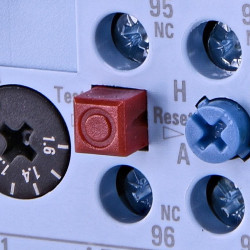Теплове реле ETI 004646590 CES-RT0-1.6 (CES 6…18) 1 - 1,6А