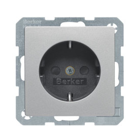Розетка Berker Qx 47236084 із захистом контактів із заземленням (алюміній)