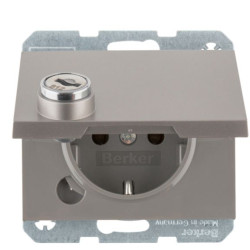 Розетка Berker K.5 47637004 із замком із заземленням та з кришкою (нержавіюча сталь)