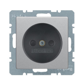 Розетка Berker Qx 6167336084 із захистом контактів (алюміній)