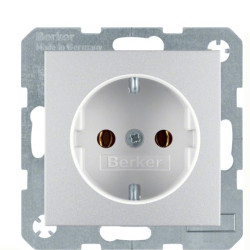 Розетка Berker S.1/Bx 41431404 із заземленням (алюміній)