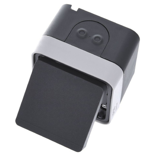 Розетка із з/к та кришкою Berker W.1, IP55
